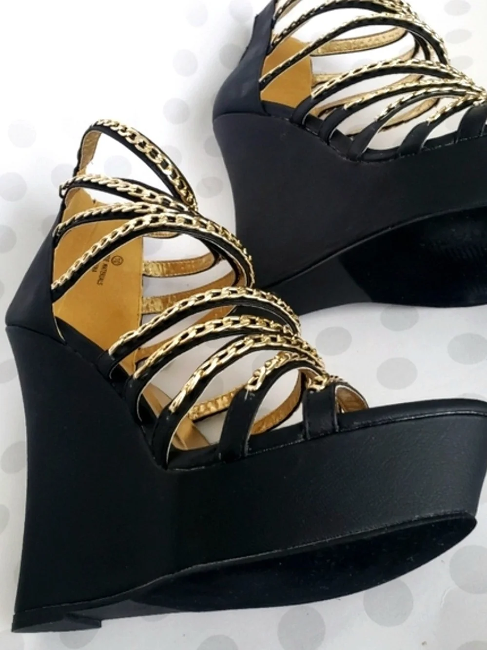 *LIILIANA Black Gold Chain Caged Platform Wedges High Heels Sandals Size 8.5 NIB
